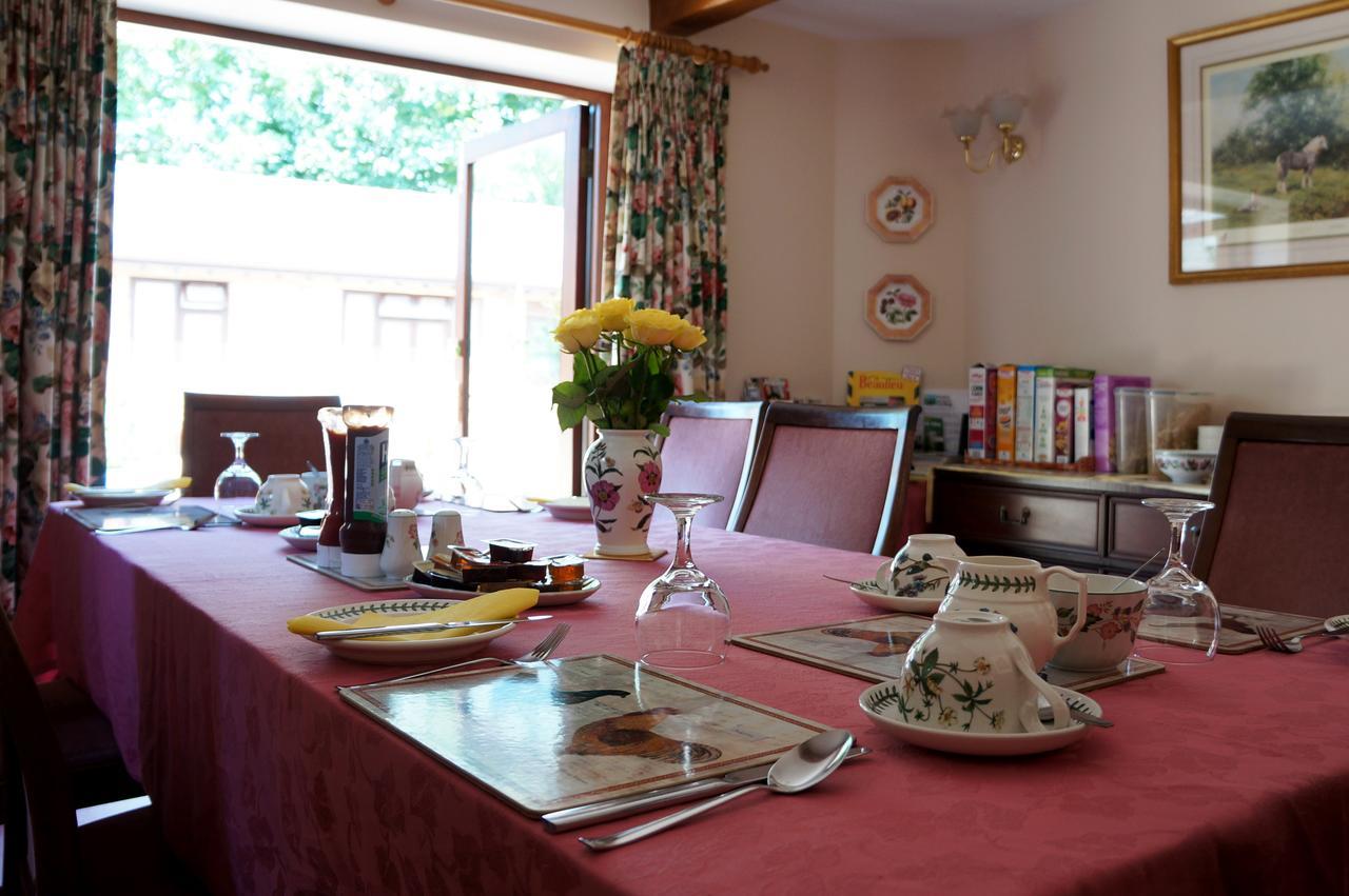 Bed and Breakfast The Olde Barn Lymington Exterior foto